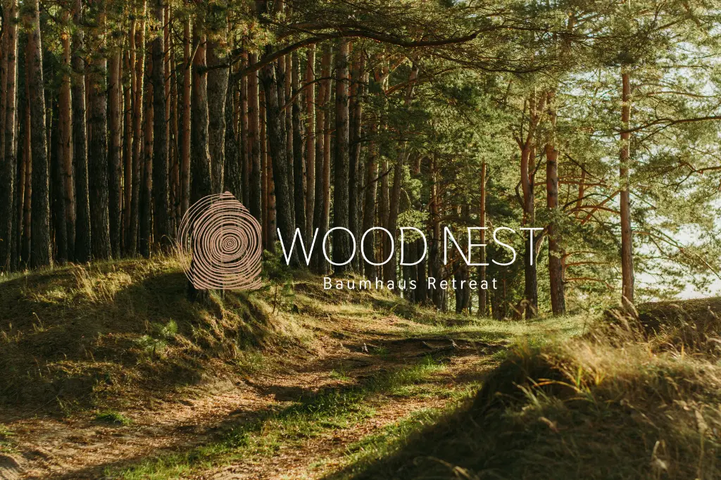 Corporate Design Beispiel: Hotel Branding Woddnest Baumhaus Hotel